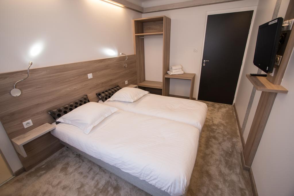 Hotel Les Voyageurs Modane Rom bilde