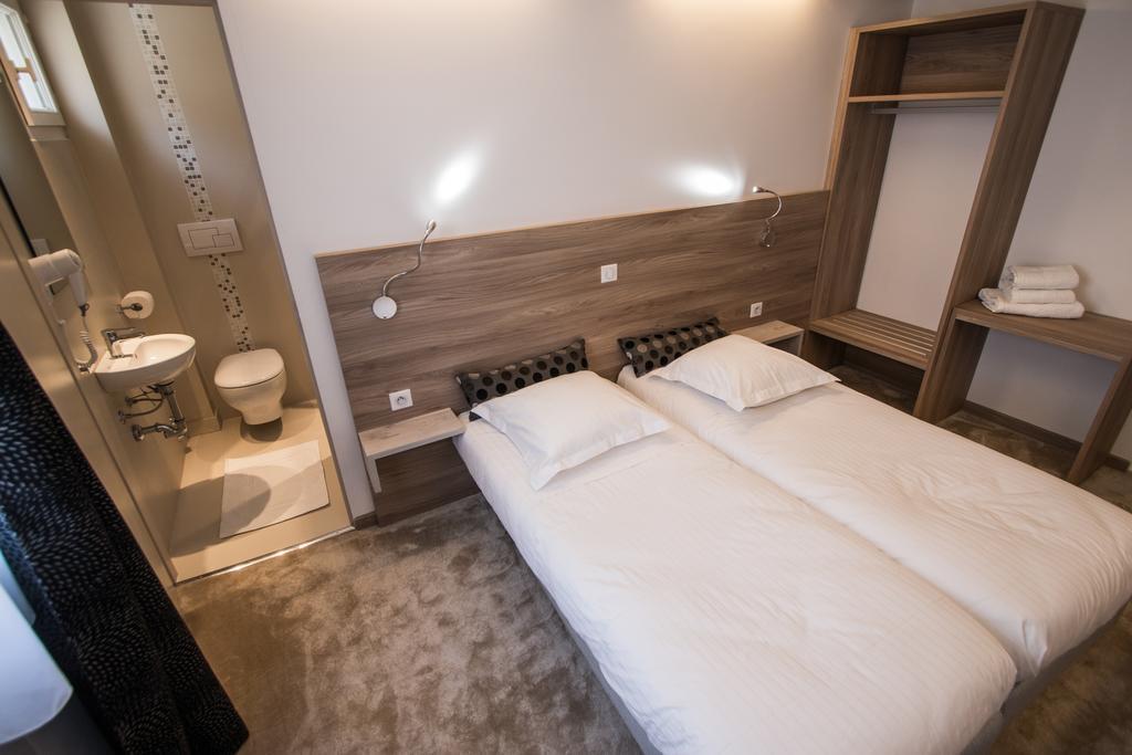 Hotel Les Voyageurs Modane Rom bilde
